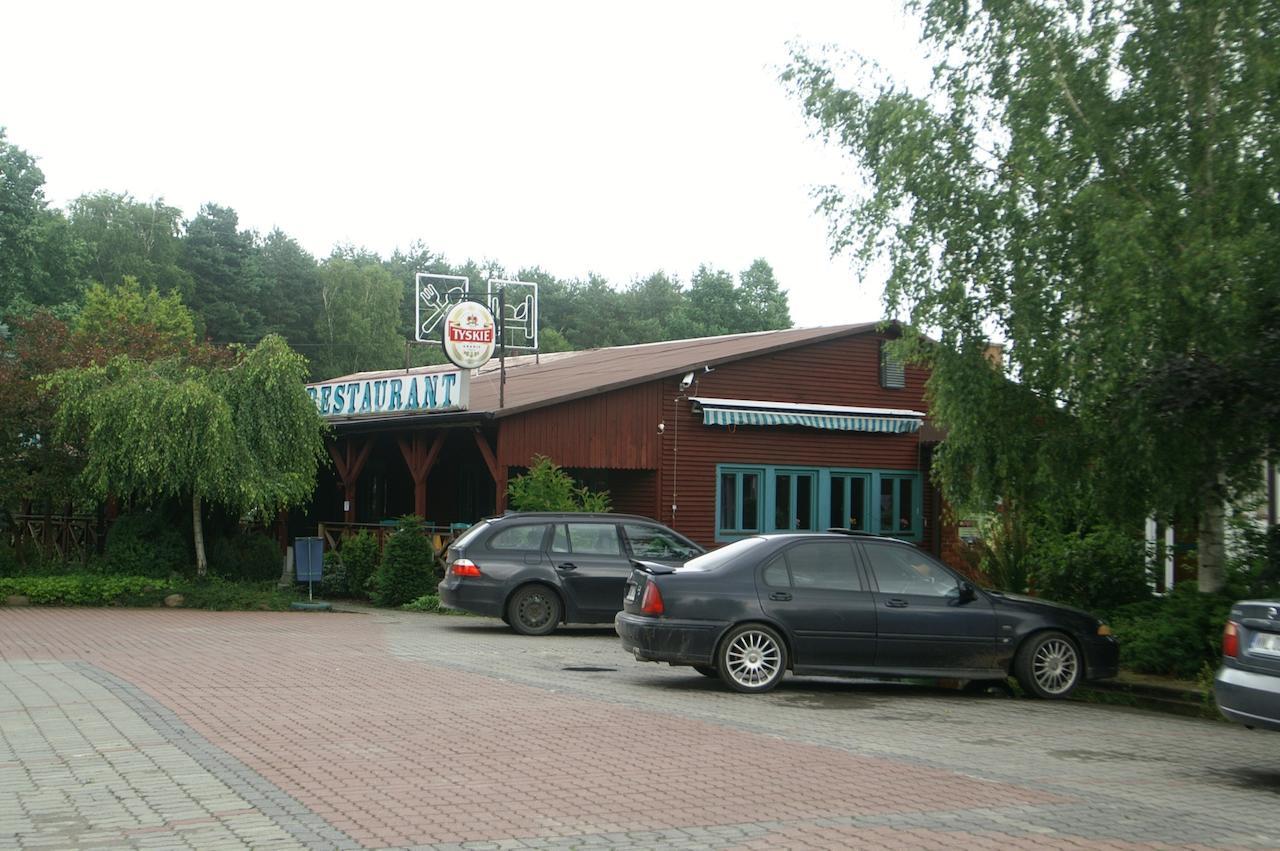 Zajazd Duet Radzymin Exteriér fotografie